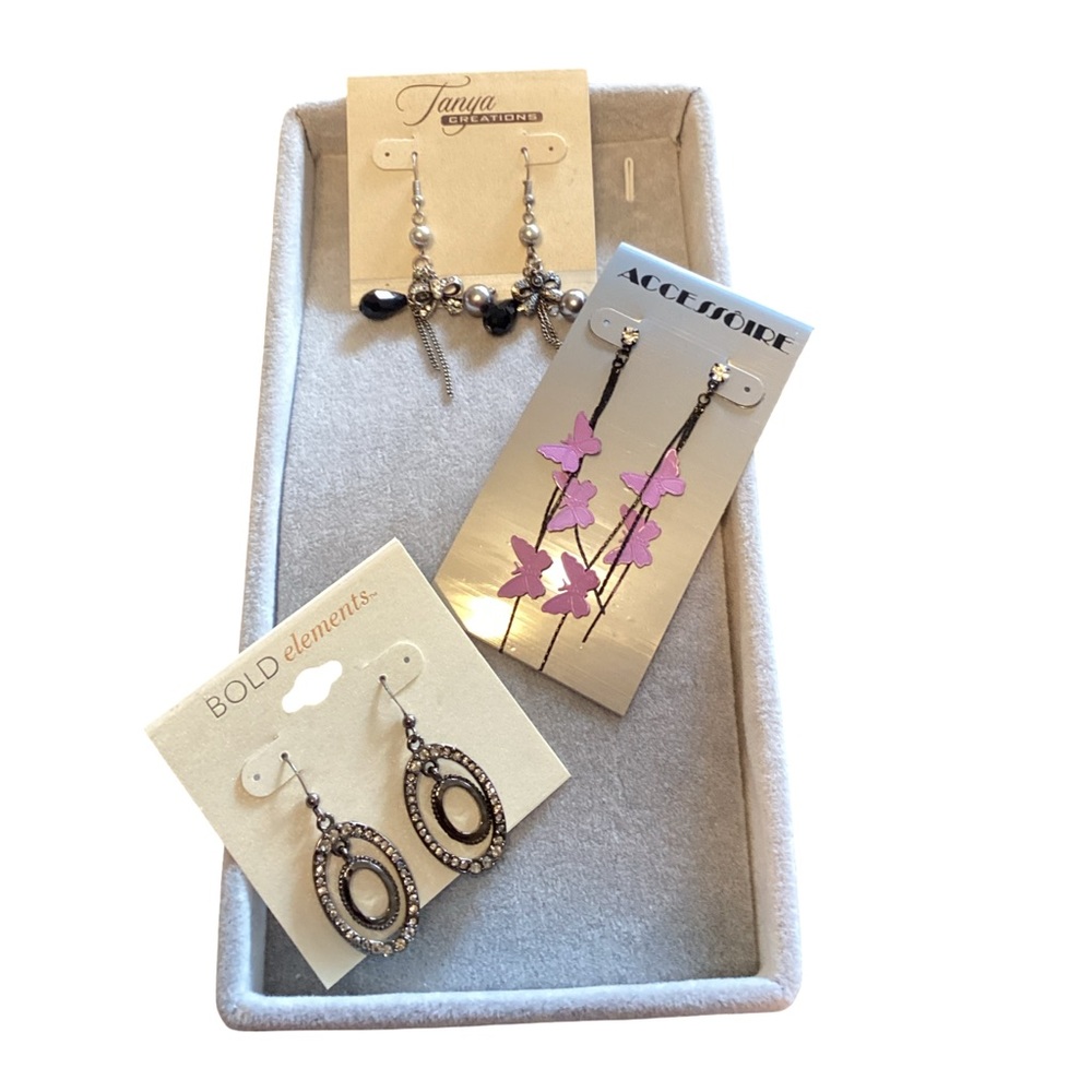 🪻 NWT 3 Pairs Earrings
